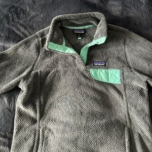 Patagonia Women's Zip-Up Sweater in Gray and Mint